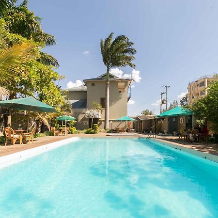 Fahari Gardens Hotel Найроби Экстерьер фото