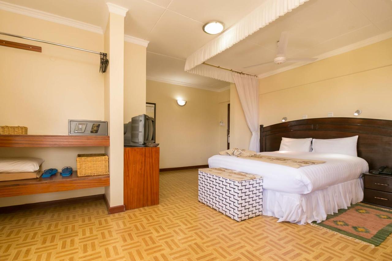 Fahari Gardens Hotel Найроби Экстерьер фото