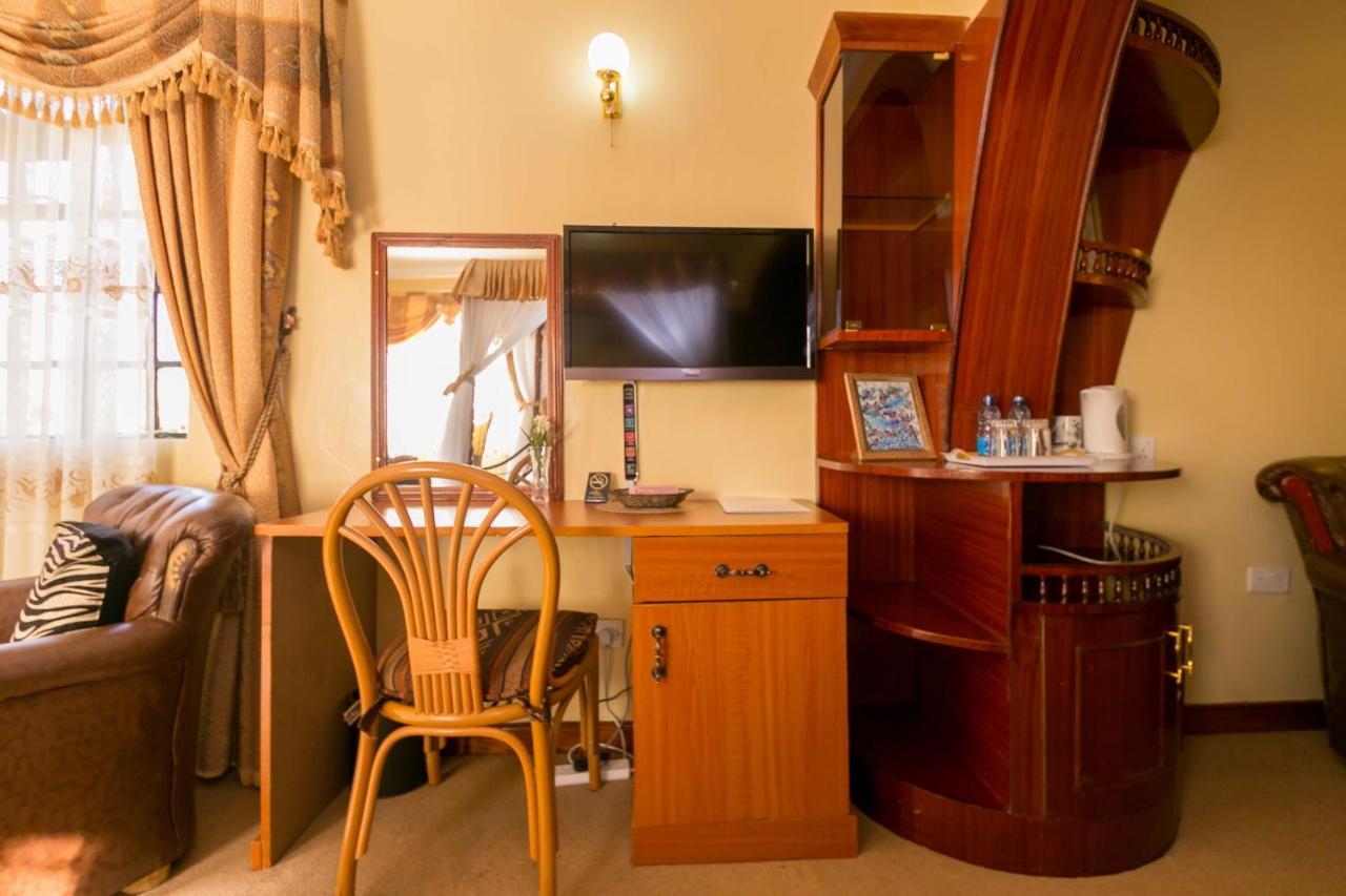 Fahari Gardens Hotel Найроби Экстерьер фото