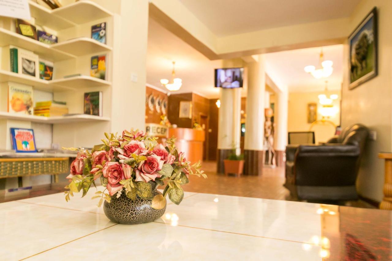Fahari Gardens Hotel Найроби Экстерьер фото