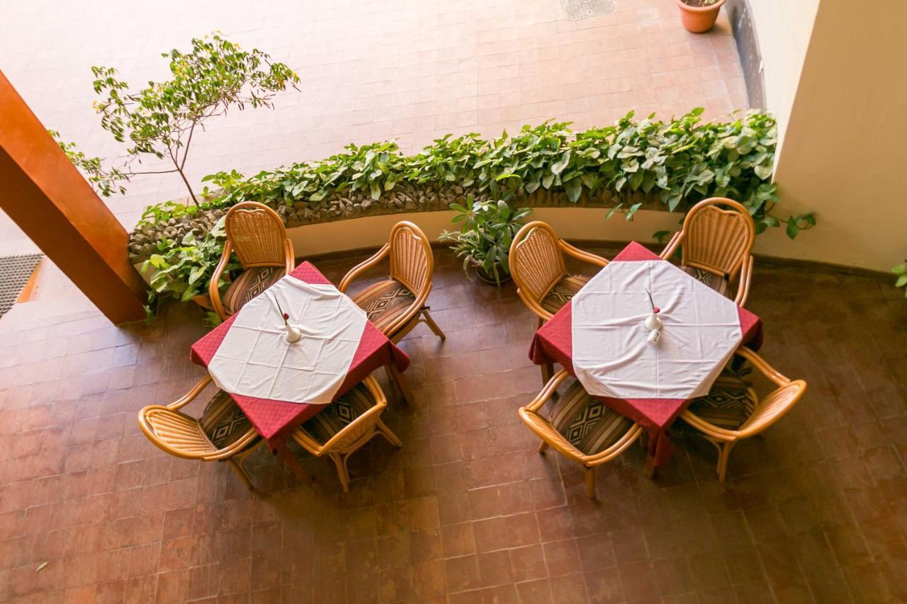 Fahari Gardens Hotel Найроби Экстерьер фото